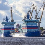 lodołamacze Potężny lodołamacz atomowy "Sibir" operuje na Bałtyku