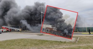 Potężny pożar chińskiego marketu. Trwa akcja strażaków 