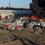 Potężny pożar w Siemianowicach Śląskich: Ogień objął składowisko odpadów