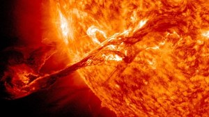 Potężny superrozbłysk słoneczny zagraża Ziemi