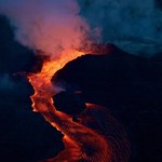 Potężny wulkan wybuchł na Hawajach. Zobacz nagranie
