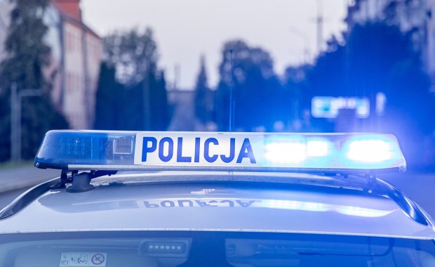 Potrącił dzieci i uciekł. Policja zatrzymała kierowcę