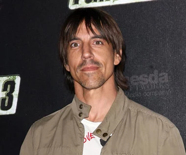 Poważna choroba wokalisty RHCP