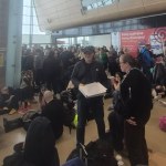 Poważne utrudnienia na lotnisku w Modlinie. Wielogodzinne opóźnienia