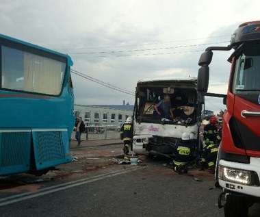 Poważny wypadek autokarów z dziećmi w Łódzkiem. Są ranni