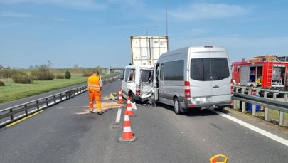 Poważny wypadek na A1. Jest wielu rannych, lądowały śmigłowce LPR [ZDJĘCIA]