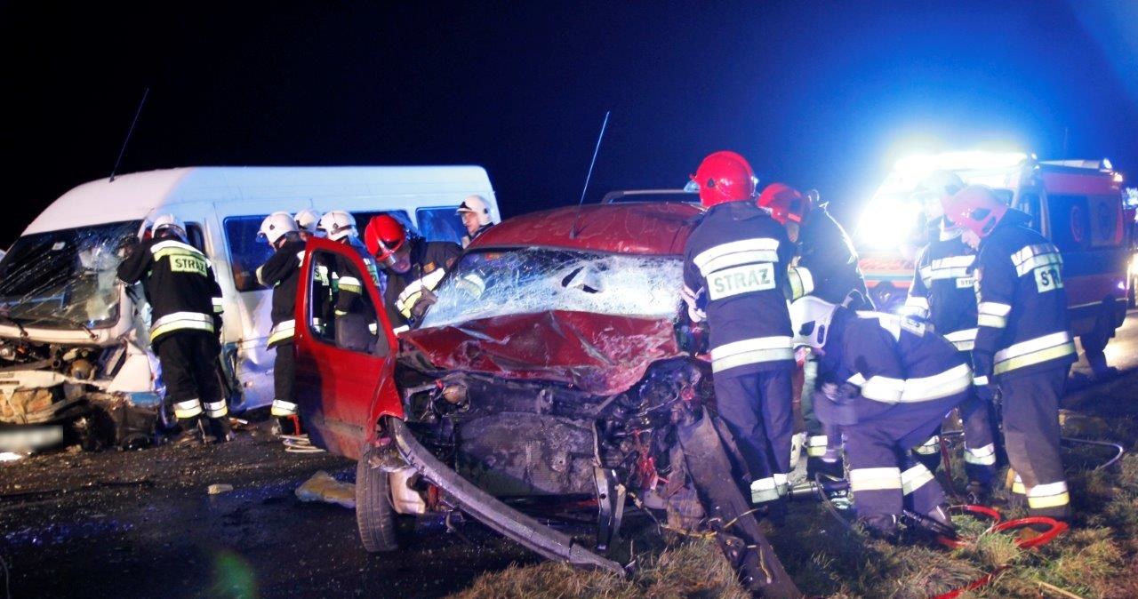 Poważny wypadek niedaleko Opola. Jest ofiara śmiertelna i wielu rannych