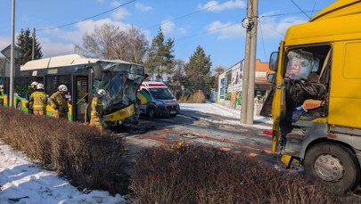 Poważny wypadek w Bełchatowie. Wzrosła liczba rannych