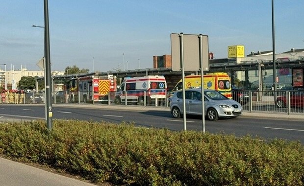 Poważny wypadek w Warszawie. Zderzyły się trzy samochody