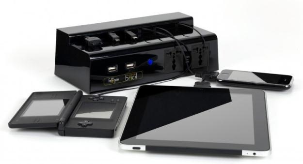 PowerBrick może ładować 11 urządzeń jednocześnie /materiały prasowe