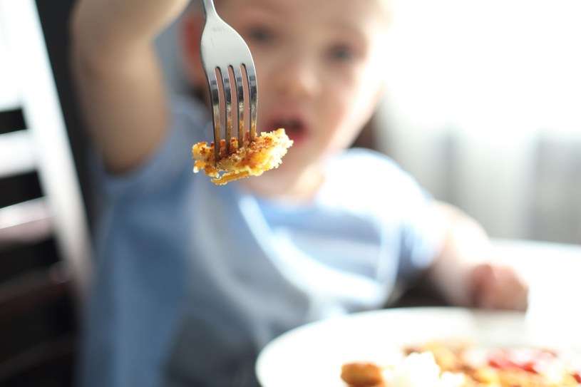 Powinniśmy lepiej zadbać o dietę naszych dzieci /123RF/PICSEL