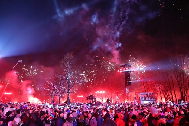 Powitanie nowego roku podczas Sylwestra w Zakopanem / 	Grzegorz Momot    /PAP