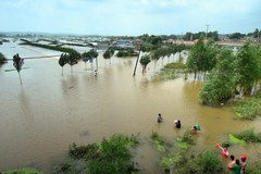 Powódz i lawiny błotne. Chiny liczą straty