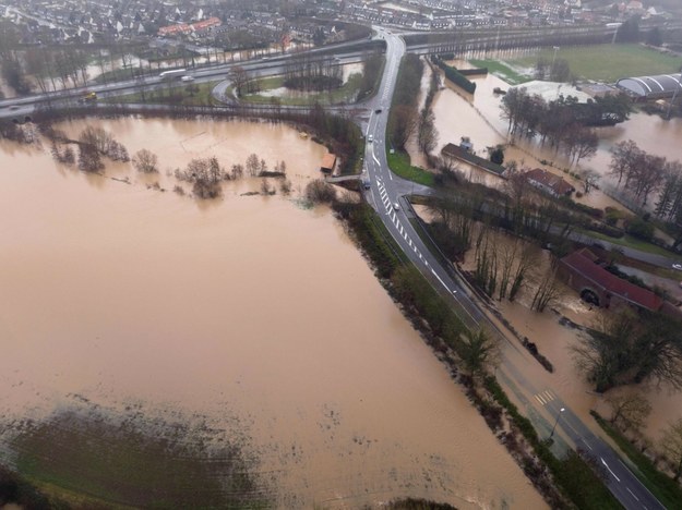 Powódź w Blendecques w północnej Francji /BEATRICE DEBUT /East News
