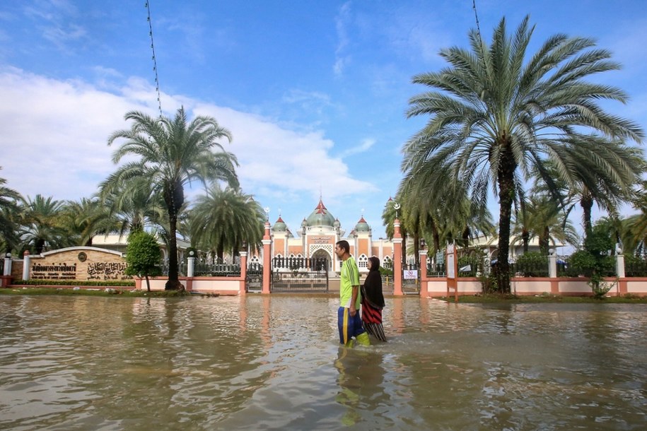 Powódź w prowincji Pattani /TUWAEDANIYA MERINGING/AFP/East News /East News