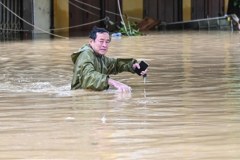 Powódź w Wietnamie. Turystyczne miasto Hoi An pod wodą