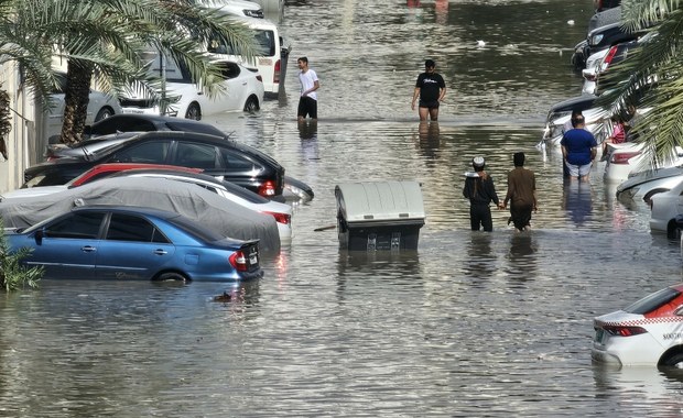 Powodzie w Dubaju i Omanie. Są ofiary śmiertelne, w tym dzieci