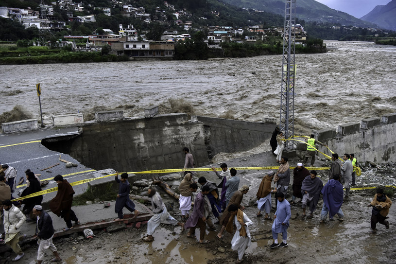 Powodzie w Pakistanie /Abdul MAJEED / AFP /AFP