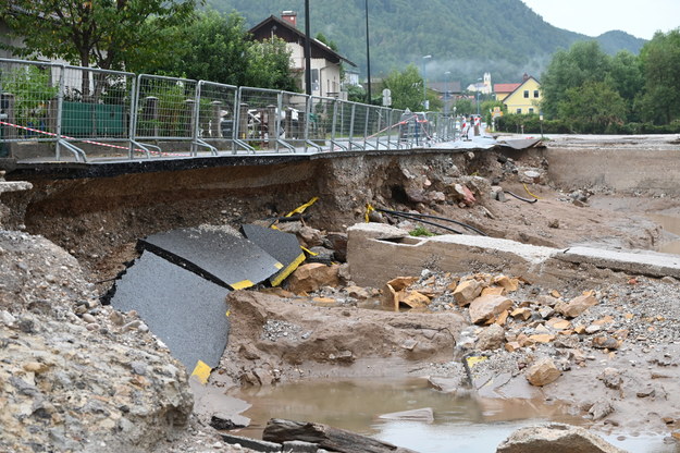 Powodzie w Słowenii /ZIGA ZIVULOVIC JR /PAP/EPA