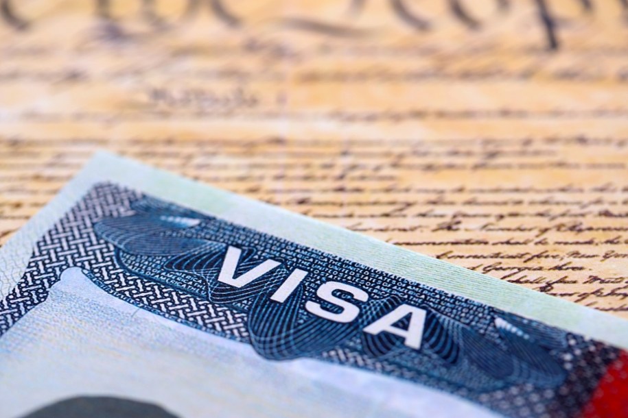 Finansowała ją Rosja, musiała opuścić USA. Teraz wróciła, dzięki Trumpowi