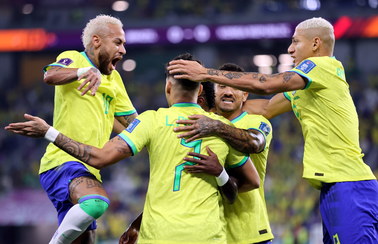 Powrót Neymara i koncert Brazylii w bitwie o ćwierćfinał mundialu