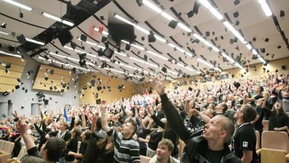 Powstaje baza danych prac dyplomowych 