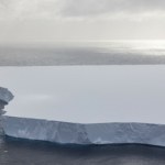 Powstał basen większy niż Warszawa. To koniec rekordowej góry lodowej