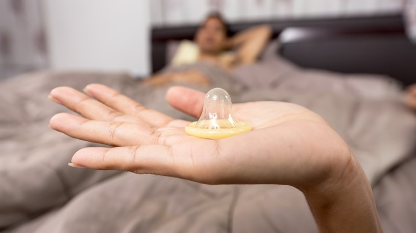 Powstała samonawilżająca się prezerwatywę, która wytrzymuje do 1000 pchnięć /Geekweek