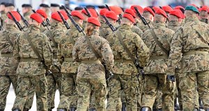 Powszechny pobór do wojska? Jest odpowiedź szefa MON