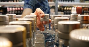 Powtórka z Mercosuru: W umowie z Australią Polska znów "stoi wódką". Dlaczego?