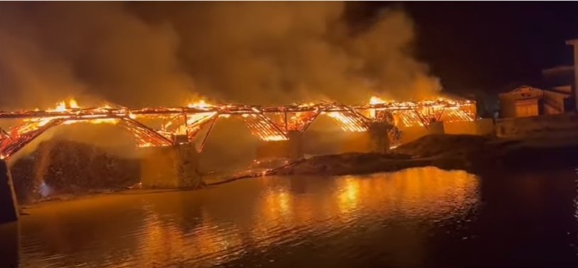 Pożar 900-letniego mostu w Chinach. Nie da się go odbudować