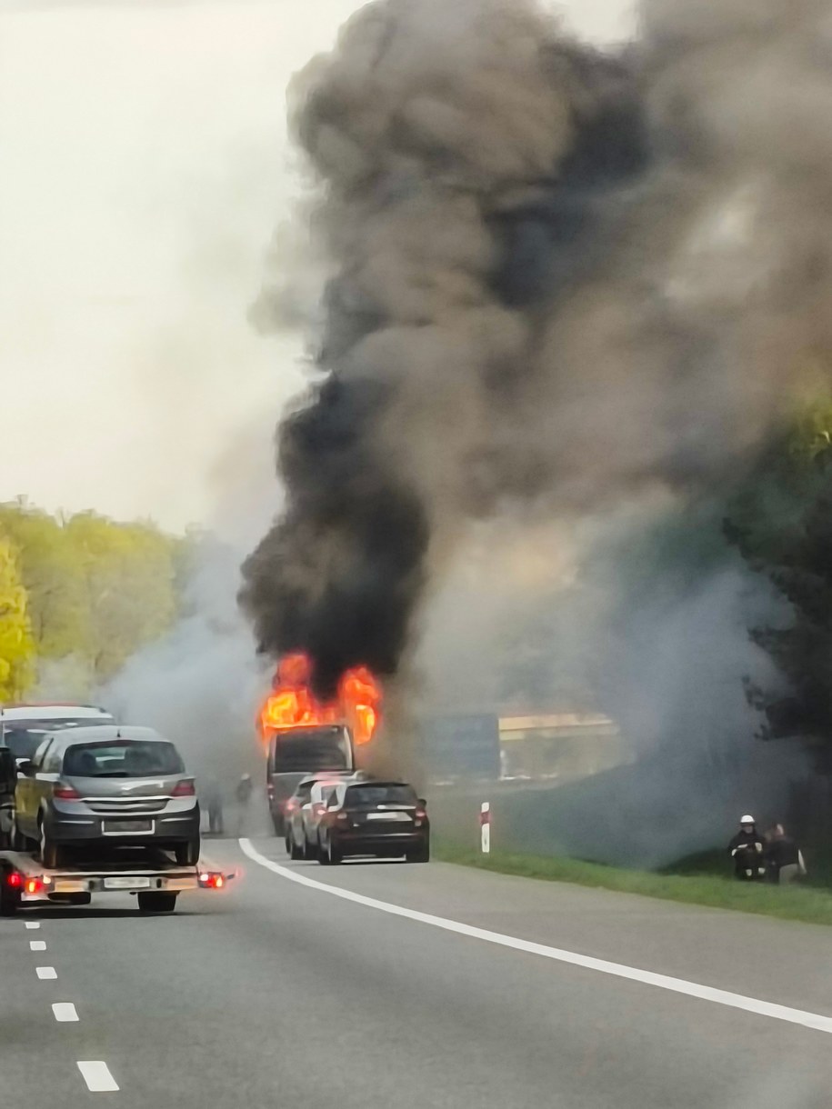Pożar autokaru na A4 /Gorąca Linia /