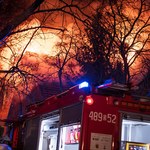 Pożar budynku mieszkalnego w Mazowieckiem. Trwa jego dogaszanie 