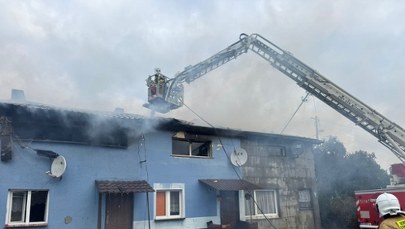 Pożar budynku wielorodzinnego. 19 osób ewakuowano