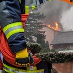 ​Pożar domu w Bieczu. Z ogniem walczyło 10 jednostek straży pożarnej