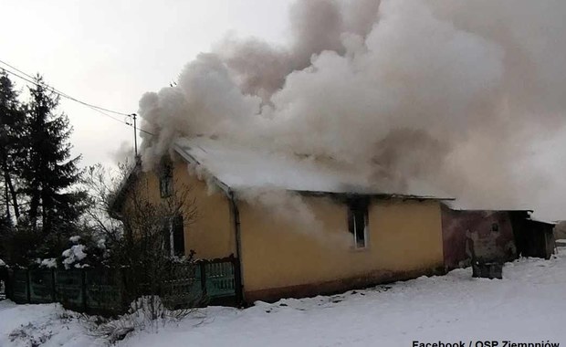 Pożar domu w Ziempniowie. Cztery osoby poszkodowane