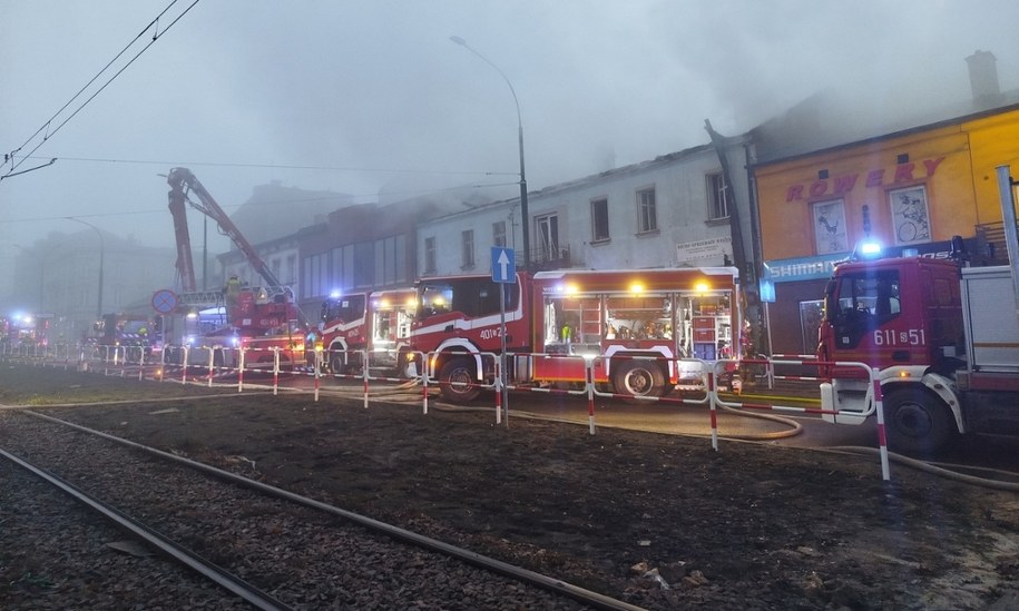 Pożar dwukondygnacyjnej kamienicy w Będzinie /Komenda Powiatowa Państwowej Straży Pożarnej w Będzinie /