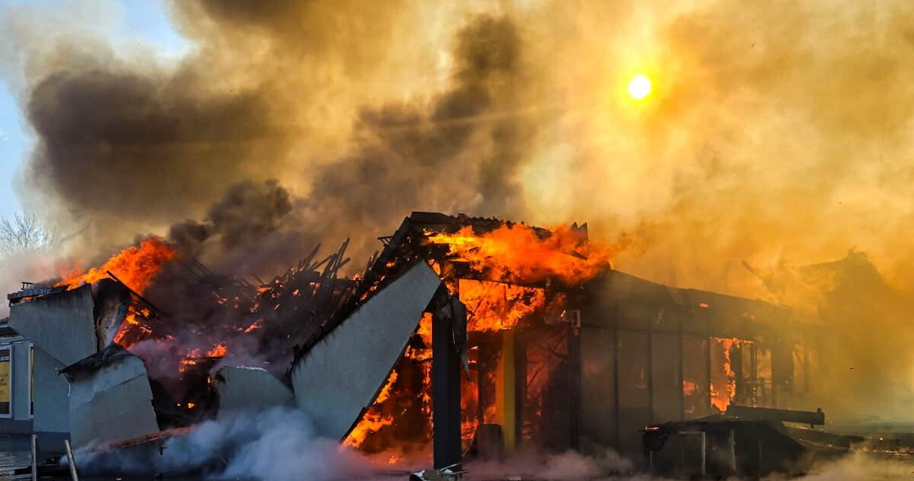 Pożar dyskontu w Polkowicach. Galeria