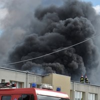 Pożar fabryki styropianu w Łochowie