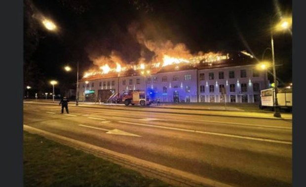 Pożar galerii handlowej w Ełku. Straty to ok. 2 mln zł