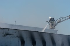 Pożar hali produkcyjnej w Łowęcinie