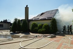 Pożar hali w Borkowie koło Gdańska