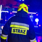 Pożar hali w Kętach. 100 strażaków w akcji 