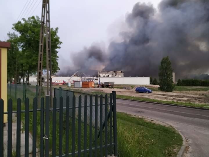 Pożar hali w Skórczu /Gorąca Linia RMF FM /Gorąca Linia RMF FM