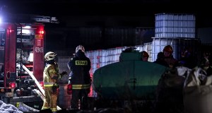 Pożar hali w Trzebini. Apel do mieszkańców