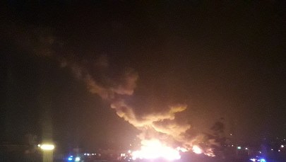 Pożar hali we Wrocławiu. Dogaszanie może trwać kilka dni