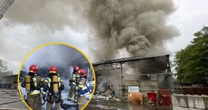 Pożar hali z elektrośmieciami w Gliwicach. Apel strażaków 