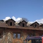 Pożar hotelu Galindia na Mazurach. Straty oszacowano na 2,5 miliona złotych [ZDJĘCIA]