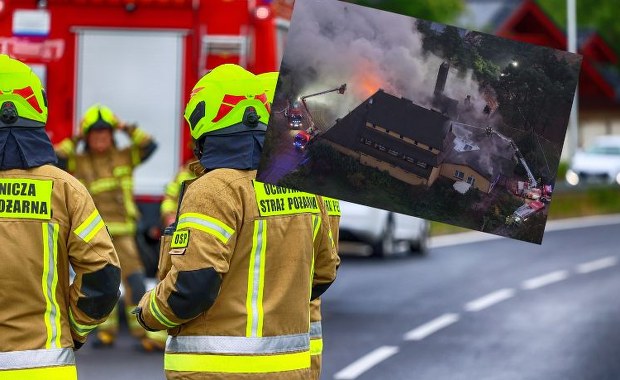 Pożar hotelu na Mazowszu. Z ogniem walczyło ponad stu strażaków 