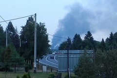 Pożar hurtowni zniczy w Zawierciu